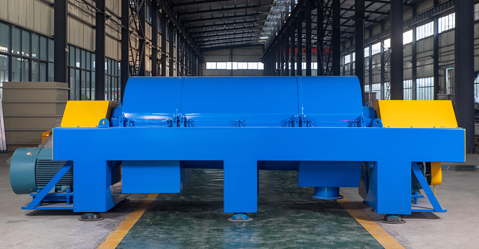 LW-650型臥螺離心機